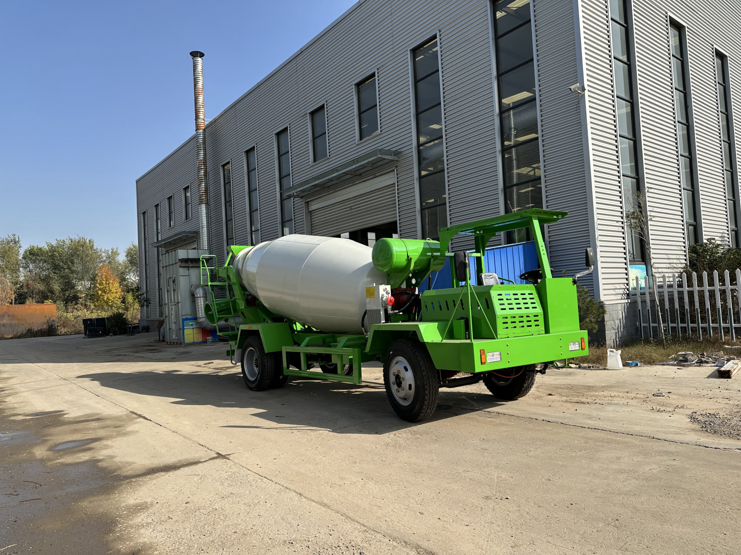 Customized Special-shaped Mixer real photo 2