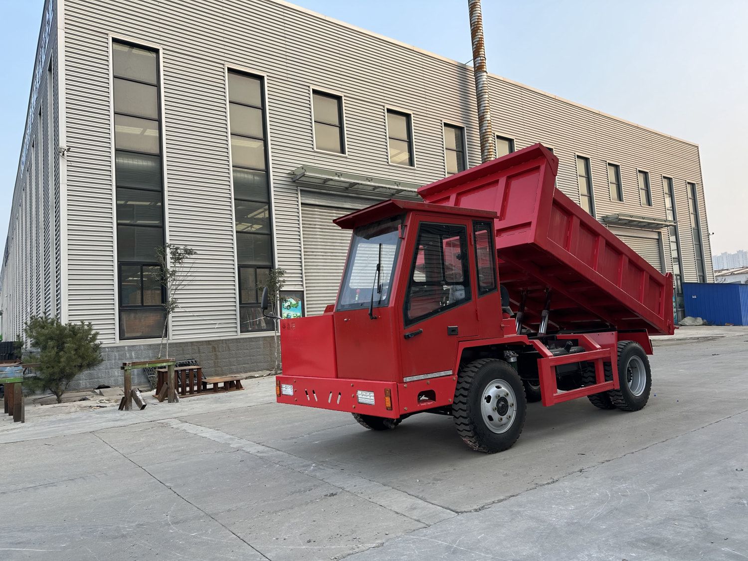 KA Mining Safety Dump Truck real photo 2