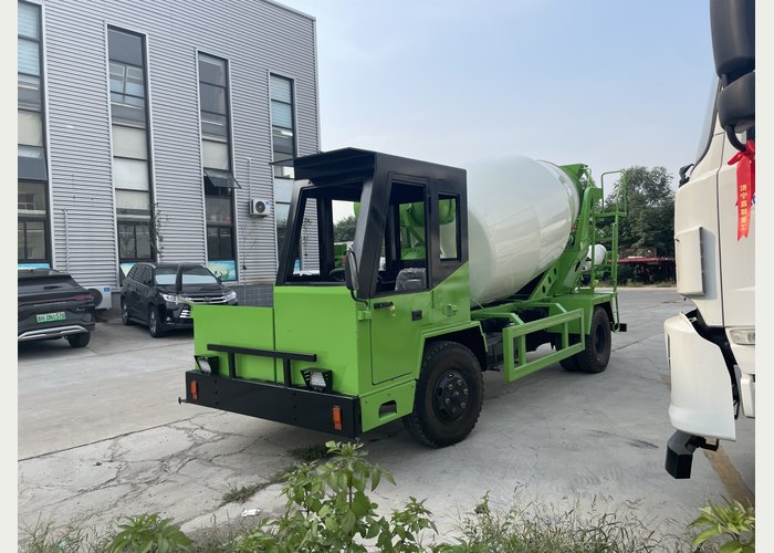 Reversible Drive Mixer for Tunnel and Confined Spaces