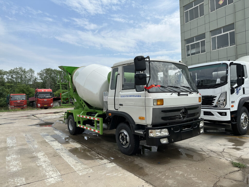Small Concrete Mixer Truck For Narrow Roads: A Flexible Solution For Limited Access Areas