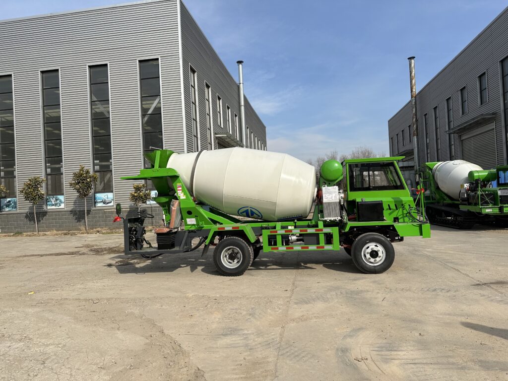 Small Bi-Directional Concrete Mixer Truck for Efficient Construction