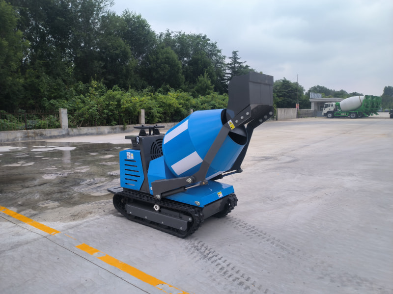 Compact Crawler Self-Loading Concrete Mixer real photo 2